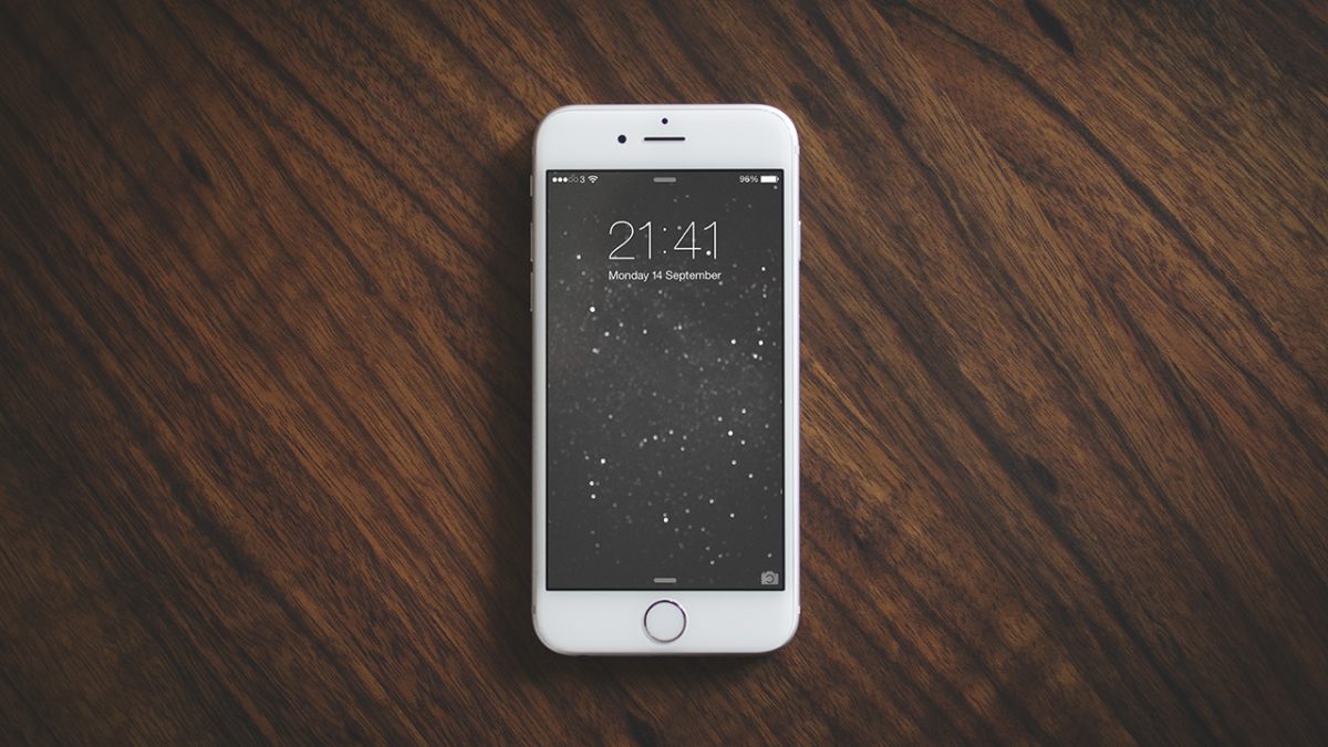 iPhone Photography Mock-Up Freebie